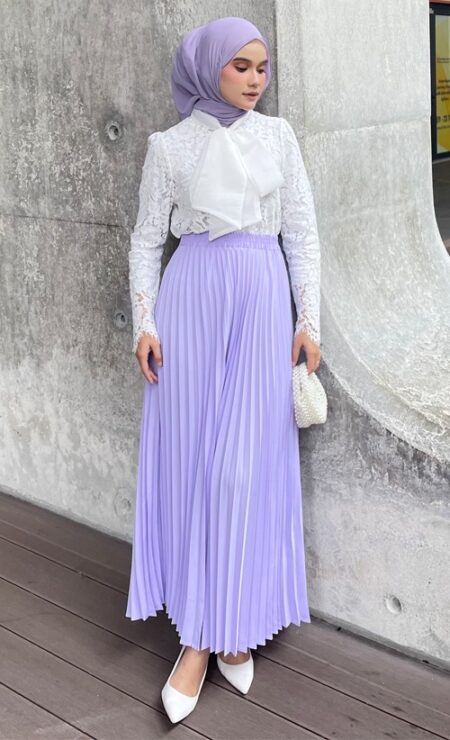 Azura Pleated Skirt In Lilac