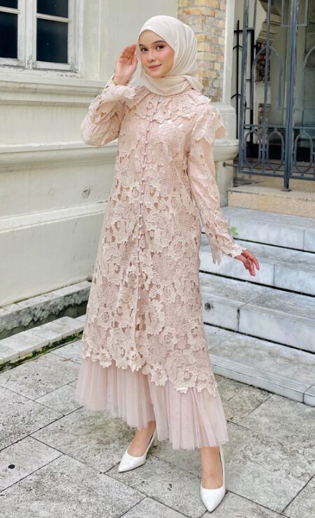 Butterfly Midi Top In Nude Flower