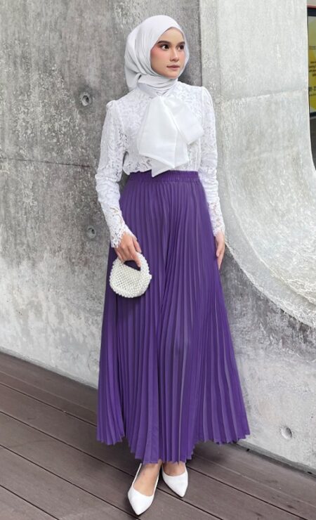 Azura Pleated Skirt In Purple