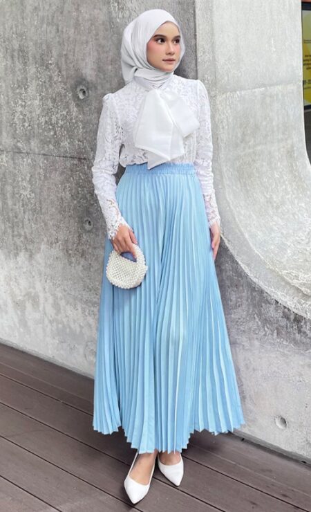 Azura Pleated Skirt In Columbia Blue