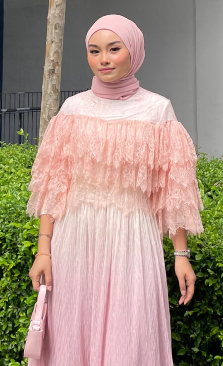 Lace Crop Top in Dusty Pink