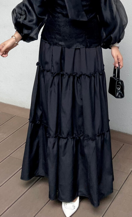 Layered Skirt in Black