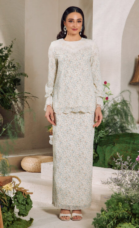LEBARAN 2026 Amara Mini Kurung in Pearl Cream