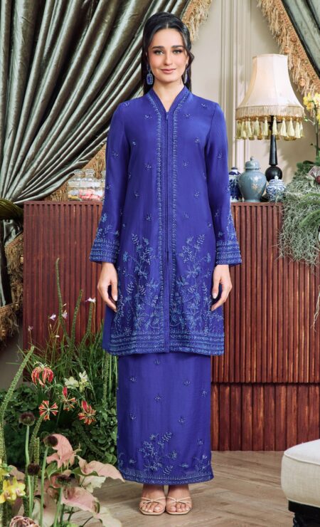 LEBARAN 2026 Afira Kebarung In Royal Blue